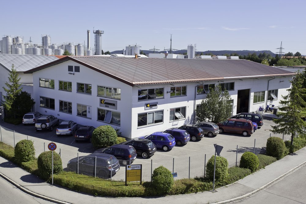 ドイツ、ショーンガウのKennametal Sintec、ショーンガウ工場設立25周年を祝う